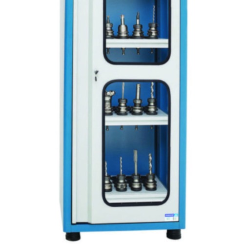 Armrio com capacidade para 48 cones porta de vidro