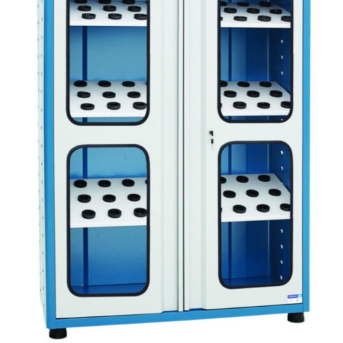 Armrio com capacidade para 72 cones 50 porta vidro