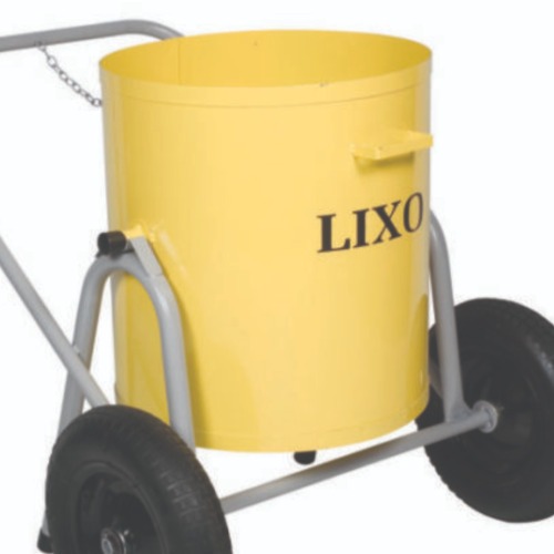 Carro para transporte de lixo com roda pneumtica