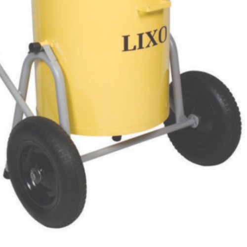 Carro para transporte de lixo com roda pneumtica