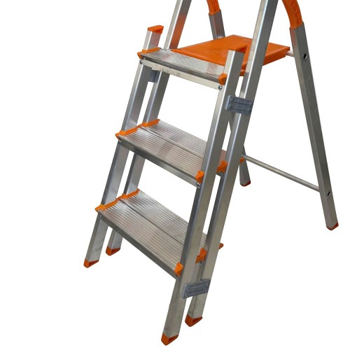 Escada de alumínio com 3 degraus duplos residencial - EMD003 Escada de alumínio com 3 degraus duplos residencial - EMD003