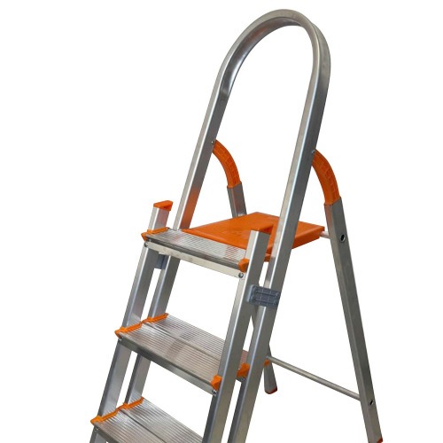 Escada de alumínio com 3 degraus duplos residencial - EMD003 Escada de alumínio com 3 degraus duplos residencial - EMD003