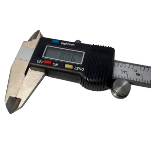 Paquímetro universal capacidade 150 mm - 04590 Paquímetro universal capacidade 150 mm - 04590