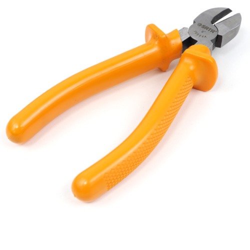 Alicate de corte diagonal isolado 6