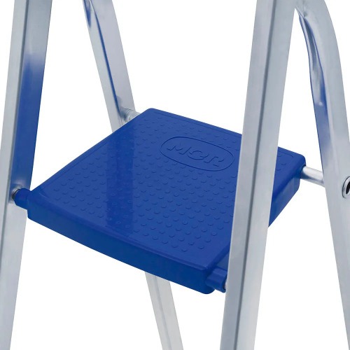 Escada de alumínio 4 degraus modelo residencial - 5102 Escada de alumínio 4 degraus modelo residencial - 5102