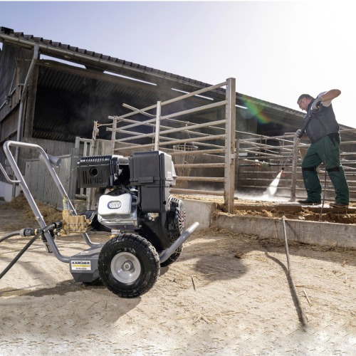 Lavadora de alta press�o a gasolina 2.900 libras - HD 6/15 G