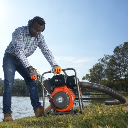 Motobomba a diesel auto escorvante 8,4 cv 4T 25 MCA - W100D Motobomba a diesel auto escorvante 8,4 cv 4T 25 MCA - W100D