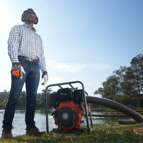 Motobomba a diesel auto escorvante 8,4 cv 4T 25 MCA - W100D Motobomba a diesel auto escorvante 8,4 cv 4T 25 MCA - W100D