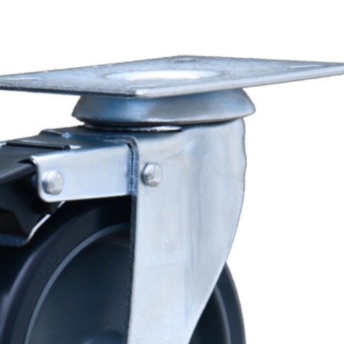 Rodzio giratrio com freio 4