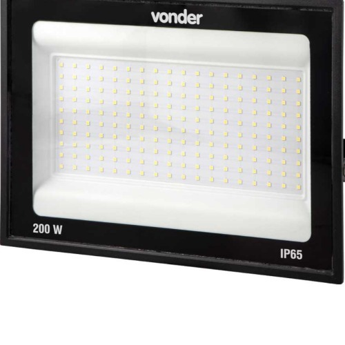 Refletor LED 200W 14.500 lúmens 6500K luz branca   110V/220V Refletor LED 200W 14.500 lúmens 6500K luz branca   110V/220V