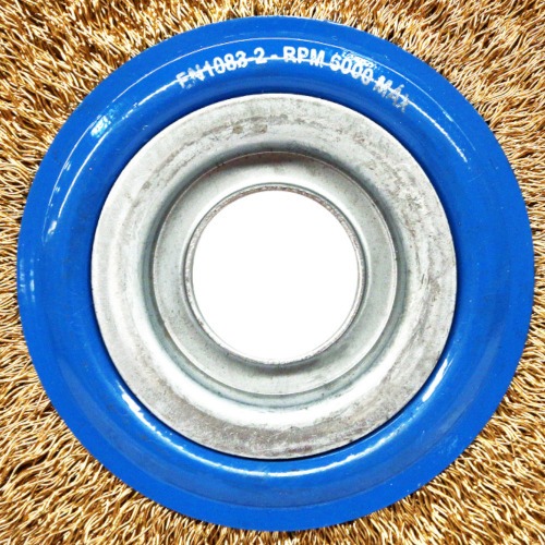 Escova circular ondulada latonada 152,4 x 19 mm Escova circular ondulada latonada 152,4 x 19 mm