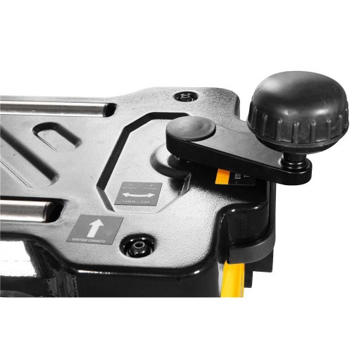 Plaina desengrossadeira 1500 watts - PDV 1500  220V Plaina desengrossadeira 1500 watts - PDV 1500  220V