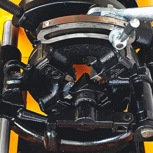 Rosqueadeira eltrica 1/2