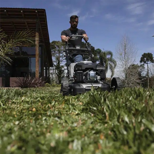 Cortador de grama a gasolina 7,5 hp 56 cm com Recolhedor e Tração - TLM560TRMSE-75XP Cortador de grama a gasolina 7,5 hp 56 cm com Recolhedor e Tração - TLM560TRMSE-75XP