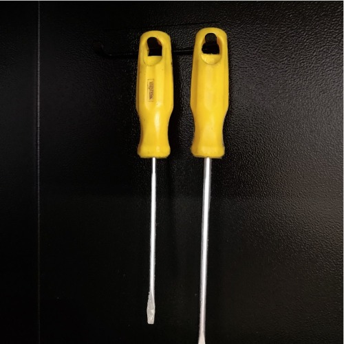 Arm�rio de parede para ferramentas com 2 prateleira - 90009