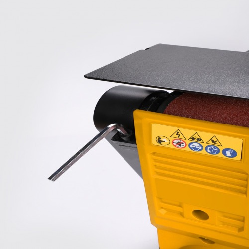 Lixadeira combinada 400 watts com rotação de 3550 rpm - LCM-4X6  110V/220V Lixadeira combinada 400 watts com rotação de 3550 rpm - LCM-4X6  110V/220V