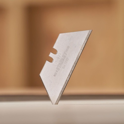 Lâmina de reposição para estilete trapezoidal com 5 unidades - 10-175   Lâmina de reposição para estilete trapezoidal com 5 unidades - 10-175