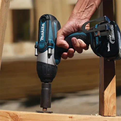 Chave de impacto a bateria 18V encaixe 1/2