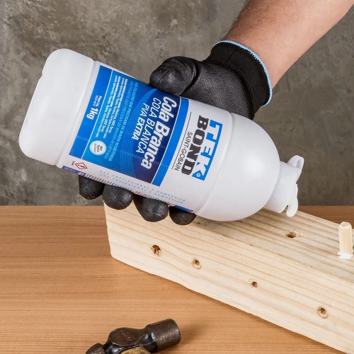 Cola branca lquida com 500 gramas 