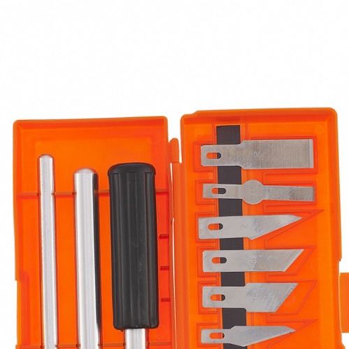 Jogo de cortadores para madeira com 13 peas com maleta - 2461655