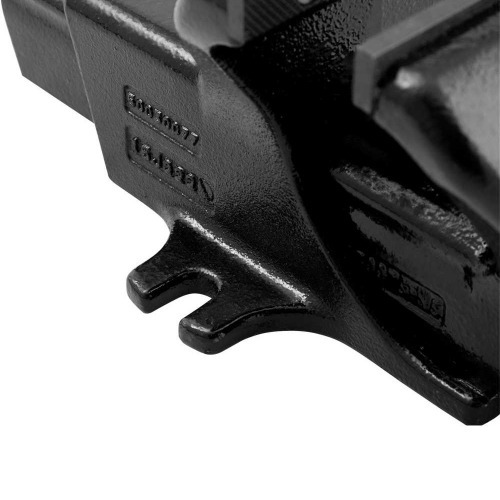 Torno de bancada fixo em ferro fundido nodular n� 6