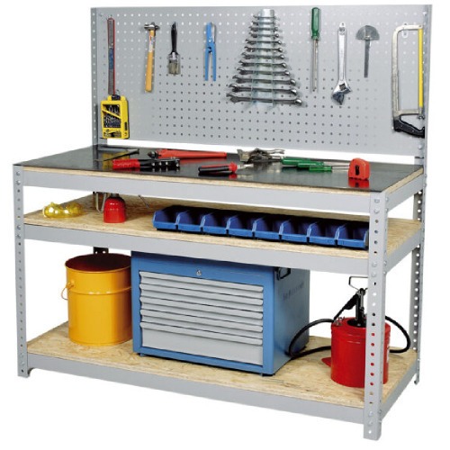 Bancada desmontável com 2 prateleiras e painel perfurado - BM-V Bancada desmontável com 2 prateleiras e painel perfurado - BM-V