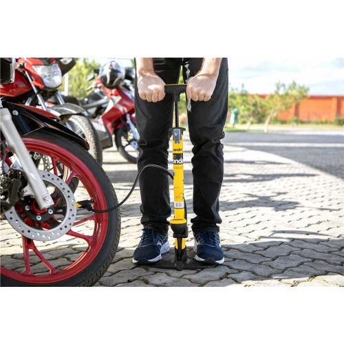 Bomba de ar manual para encher pneus
