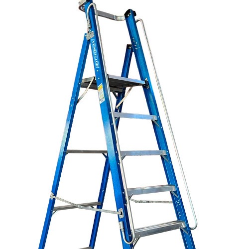 Escada plataforma fibra de vidro 6 degraus 2,1 m com rodas e corrimo - PAF210