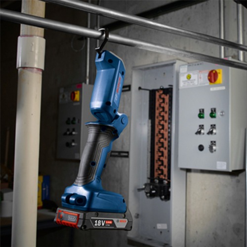 Lanterna led a bateria 18V 300 lmens articulada Sem Bateria - GLI 18V-300