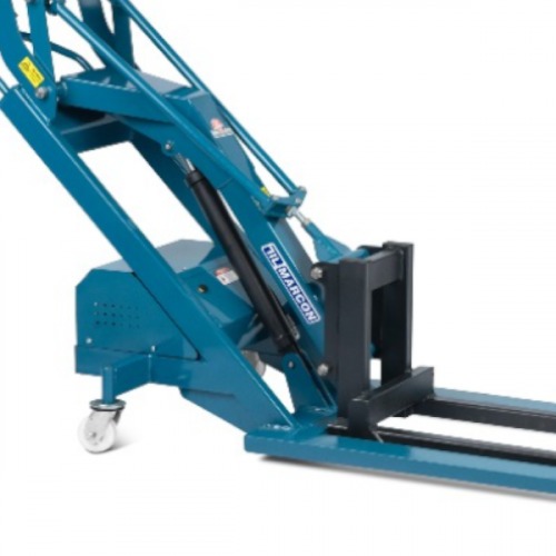 Carro telescópico elétrico com garfos capacidade de 500 Kg - 4415 Carro telescópico elétrico com garfos capacidade de 500 Kg - 4415