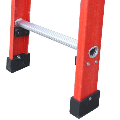 Escada de fibra de vidro extensível 4,50 x 7,80 m 28 degraus - EFR9932 Escada de fibra de vidro extensível 4,50 x 7,80 m 28 degraus - EFR9932