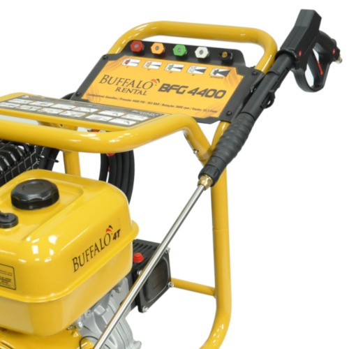 Lavadora de alta pressão a gasolina 4400 libras - BFG 4400 Lavadora de alta pressão a gasolina 4400 libras - BFG 4400