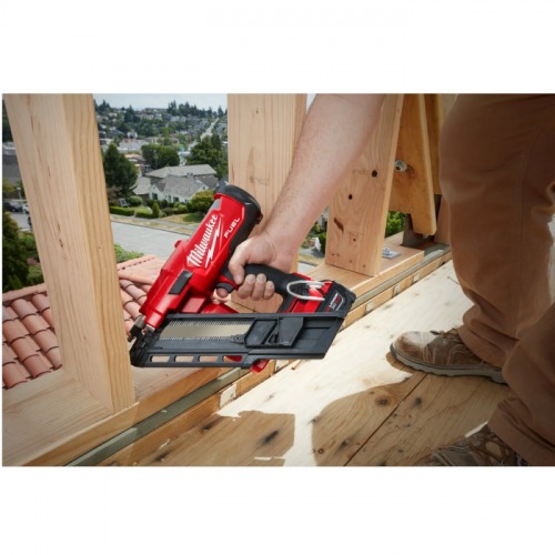 Pregador compacto a bateria 18V com 1 bateria 5.0Ah - 2745  110V/220V