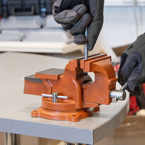 Torno de bancada com base giratória N°4 Torno de bancada com base giratória N°4