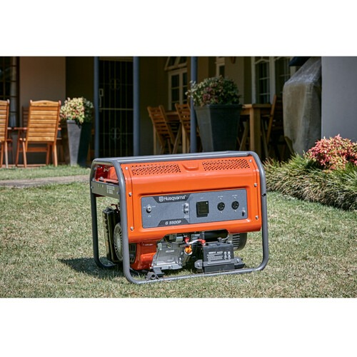 Gerador de energia 6,0 Kva a gasolina partida elétrica Trifásico 220V - G5500P Gerador de energia 6,0 Kva a gasolina partida elétrica Trifásico 220V - G5500P
