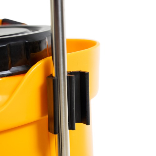 Pulverizador costal agr�cola a bateria 12 litros com 5 bicos - SS-12B  110V/220V