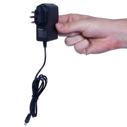 Carregador de baterias 18V para Máquina de assentar pisos MAC-100 110V/220V Carregador de baterias 18V para Máquina de assentar pisos MAC-100 110V/220V