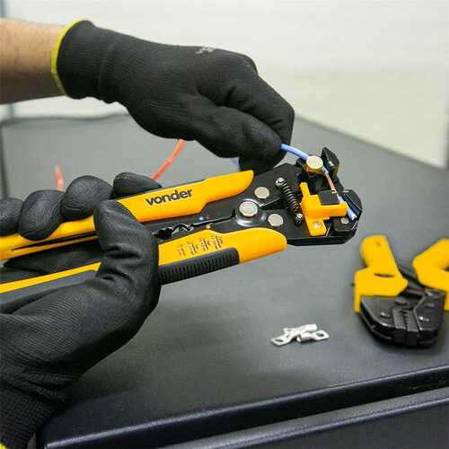 Alicate desencapador de fios 8 Alicate desencapador de fios 8