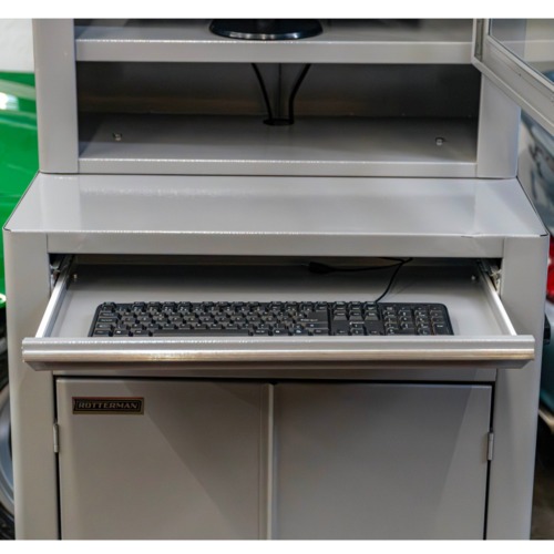 Rack fechado para computador com visor de acrílico - RLL-89 Rack fechado para computador com visor de acrílico - RLL-89