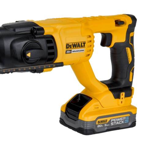 Martelete perfurador e rompedor a bateria 20V MAX 2,6J Brushless SDS Plus com 2 baterias - DCH133H2 110V/220V Martelete perfurador e rompedor a bateria 20V MAX 2,6J Brushless SDS Plus com 2 baterias - DCH133H2 110V/220V