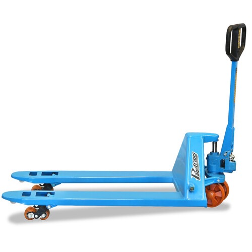 Transpalete hidráulico 2.500 kg 680 mm com rodas duplas de poliuretano - TM 2500 RTP Transpalete hidráulico 2.500 kg 680 mm com rodas duplas de poliuretano - TM 2500 RTP