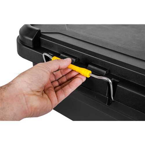 Caixa plástica para ferramentas tipo baú 100L - CBV 100 Caixa plástica para ferramentas tipo baú 100L - CBV 100