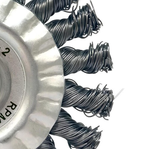 Escova de aço circular ondulada 152,4 x 19 mm com furo Escova de aço circular ondulada 152,4 x 19 mm com furo