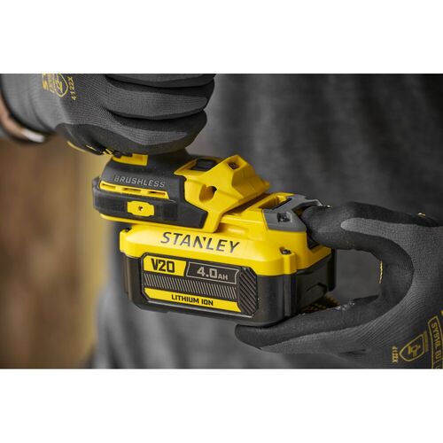 Chave de impacto bateria 20V 4Ah 1/2 Chave de impacto bateria 20V 4Ah 1/2