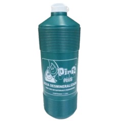 Água desmineralizada para bateria com 1 litro - AB1L  Água desmineralizada para bateria com 1 litro - AB1L