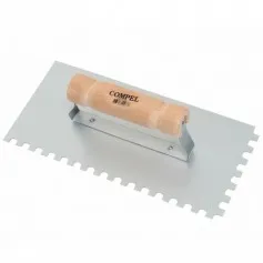 Desempenadeira em aço dentada com cabo de madeira 12 x 25,5 cm
