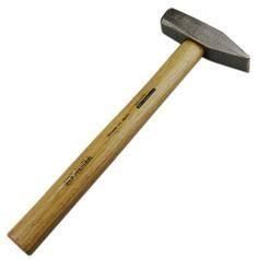 Martelo pena 200 gramas com cabo em madeira Martelo pena 200 gramas com cabo em madeira