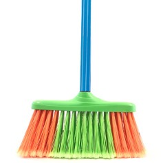 Vassoura doméstica com cabo 1,20M - 0.4501 Vassoura doméstica com cabo 1,20M - 0.4501