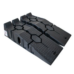 Rampa plástica para automóveis 2,5 toneladas 2 peças Rampa plástica para automóveis 2,5 toneladas 2 peças