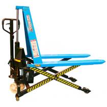 Transpalete pantogr�fico eleva��o el�trica 1.500 Kg 680 mm rodas de nylon- PP 1500E